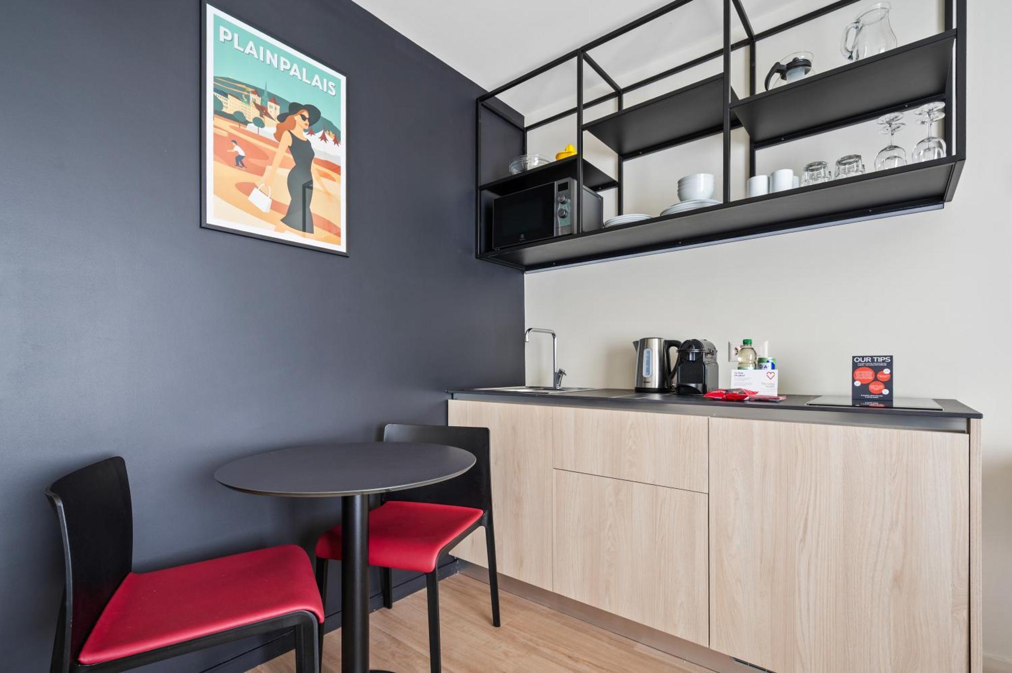 Nonanteneuf Plainpalais - Contactless Check-in Apartment